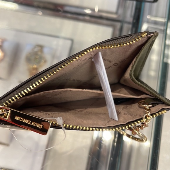 MICHAEL KORS SMALL TOP ZIP COINPOUCH WITH ID KEYCHAIN CARDHOLDER WALLET 
 NWT - Picture 7 of 16